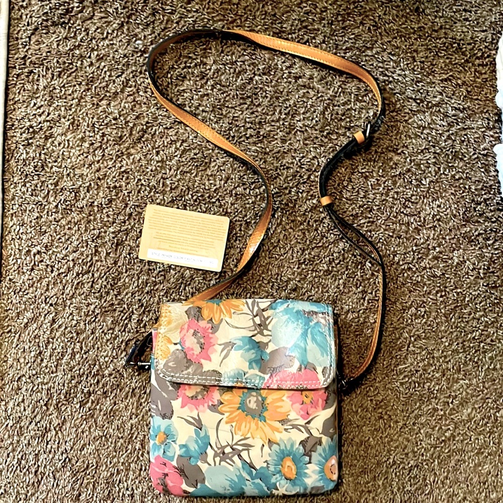 Patricia Nash Tote Crossbody. New with bag and certification.